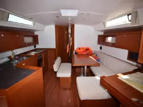 Oceanis 45- 4 cab - Interior image